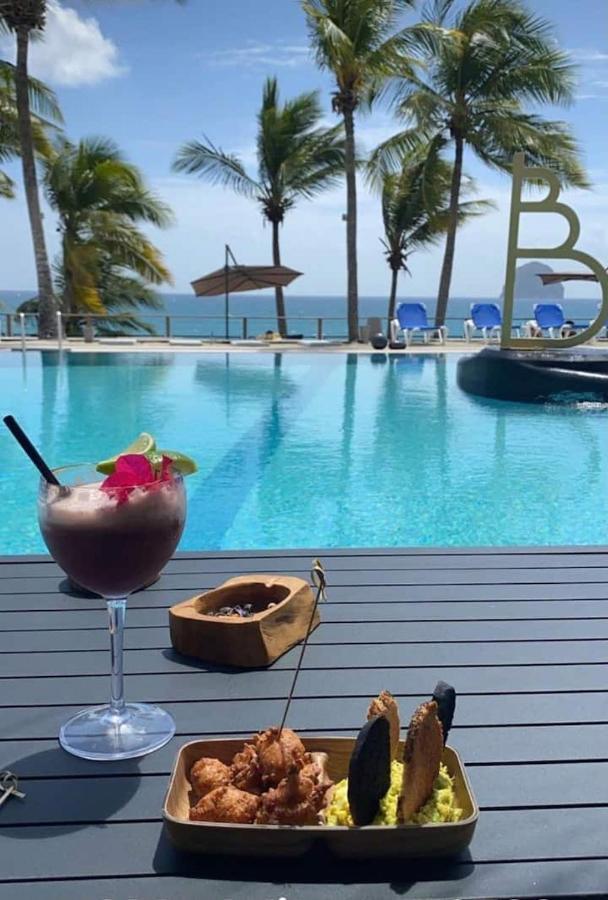 Appartement Terrasse Vue Mer Et Piscine 르 디아망 외부 사진