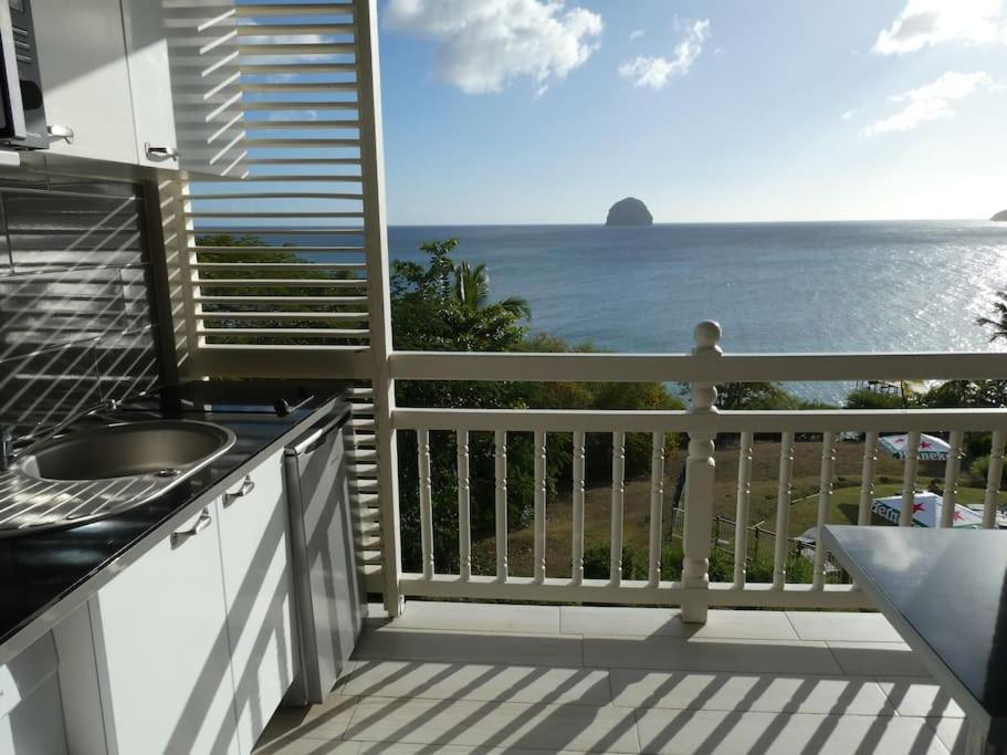 Appartement Terrasse Vue Mer Et Piscine 르 디아망 외부 사진