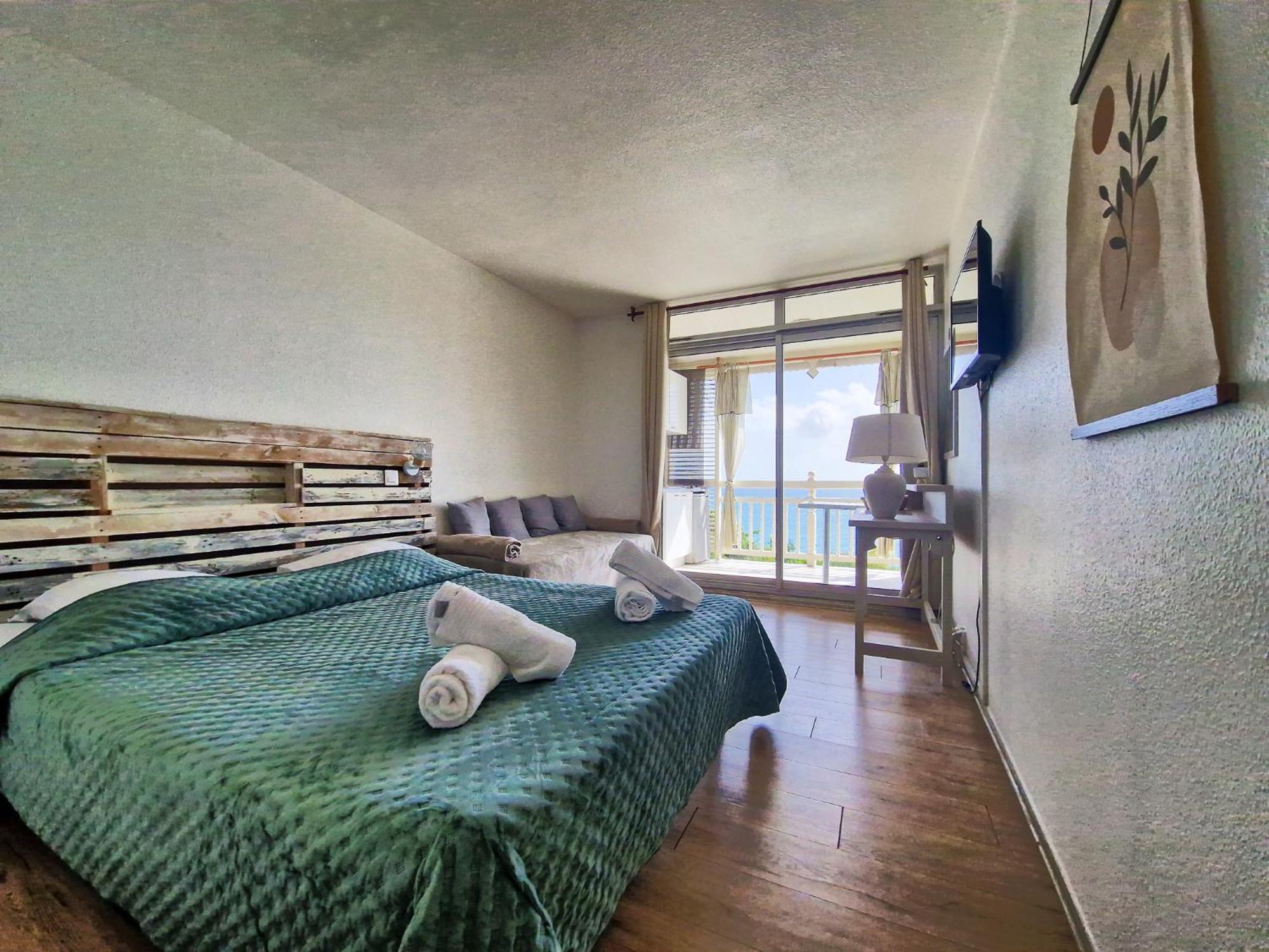 Appartement Terrasse Vue Mer Et Piscine 르 디아망 외부 사진